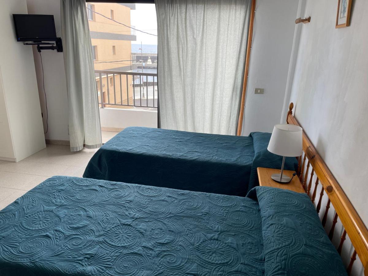 Apartamentos Tanajara La Restinga Luaran gambar