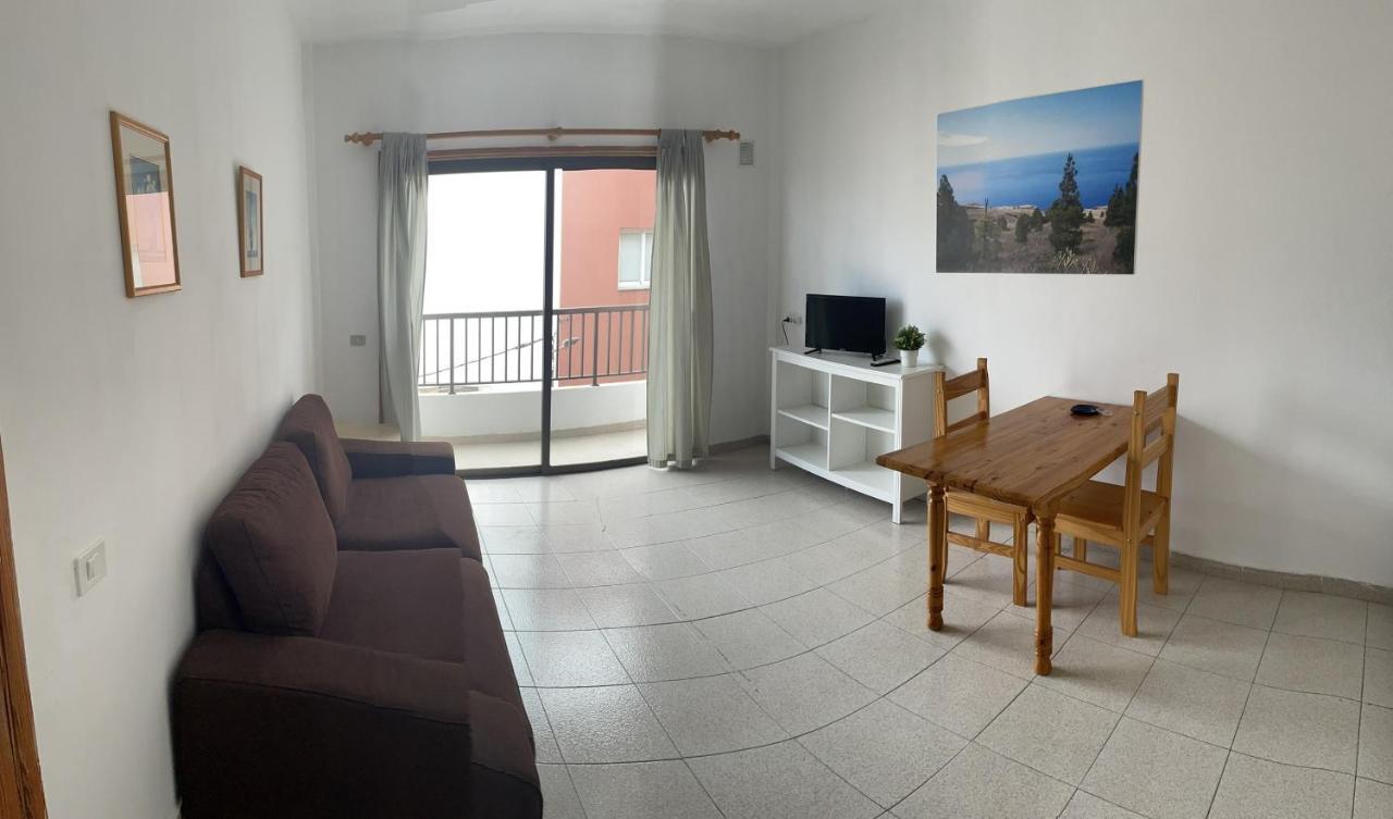 Apartamentos Tanajara La Restinga Luaran gambar